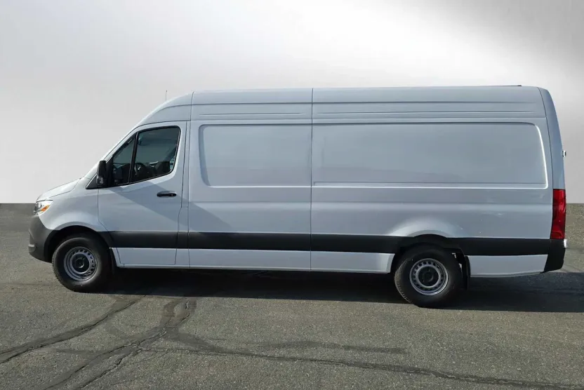 2024 Mercedes Benz Sprinter 2500 High Roof photo 1