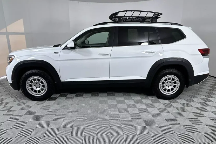 2021 Volkswagen Atlas V6 SE Technology photo 1