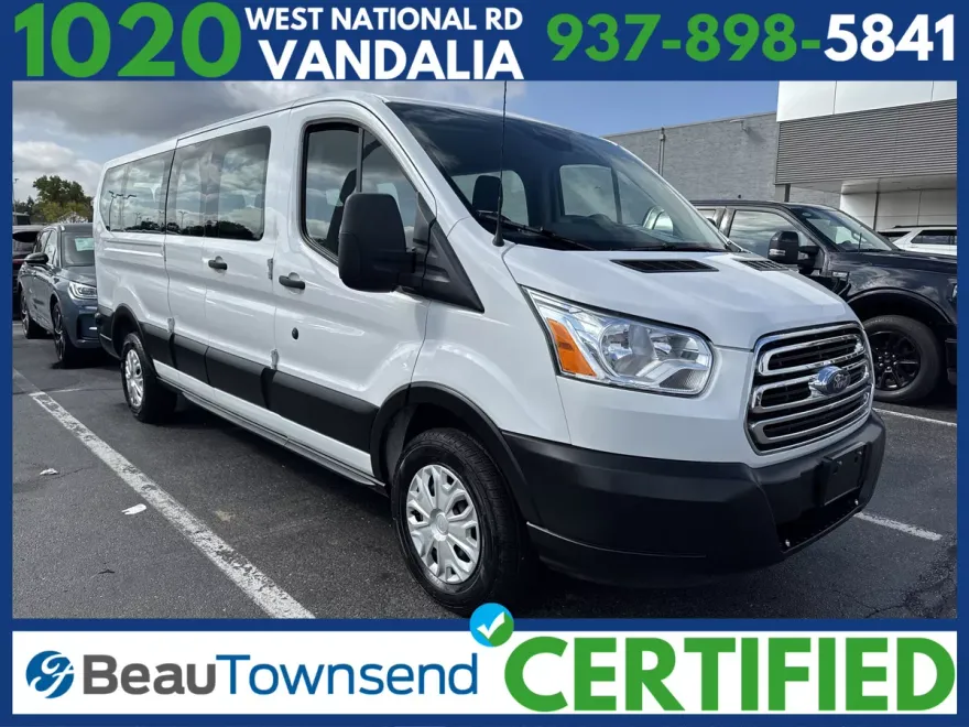 2019 Ford Transit Passenger XLT photo 1