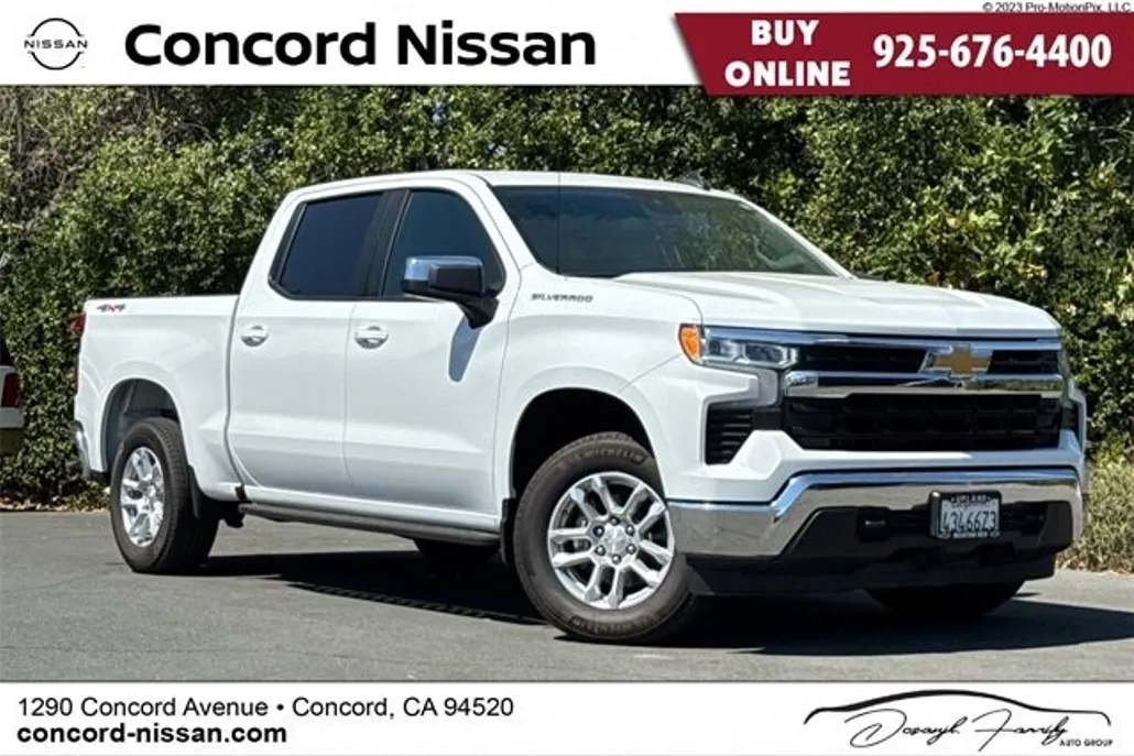 2024 Chevrolet Silverado 1500 LT photo 1