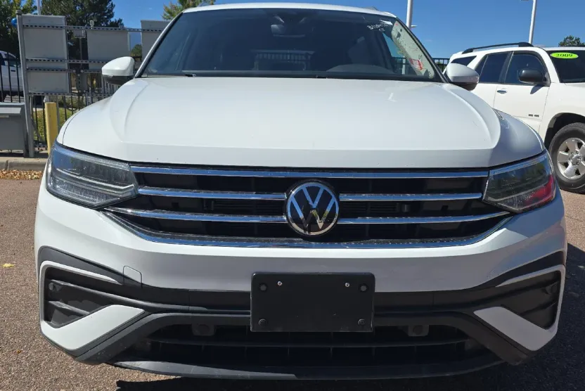 2024 Volkswagen Tiguan SE Wolfsburg Edition photo 1