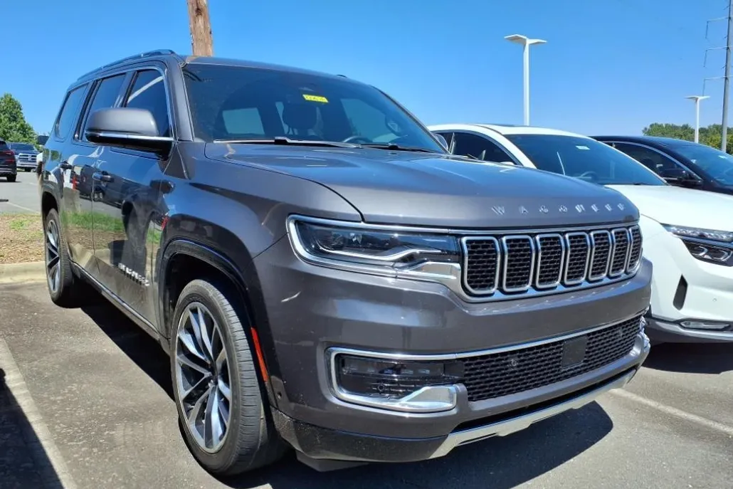 2022 Jeep Wagoneer Series III photo 1
