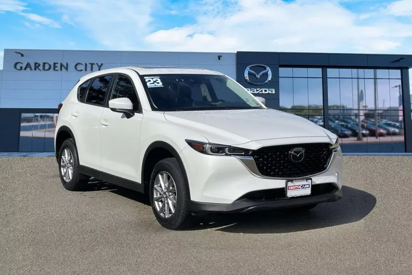 2023 Mazda CX-5 2.5 S Preferred photo 1