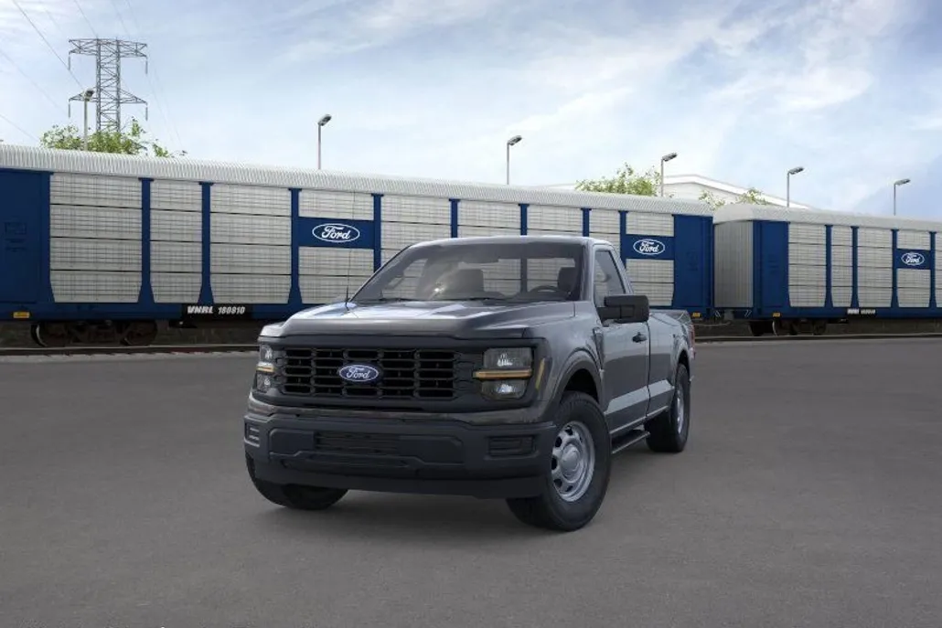 2025 Ford F-150 XL photo 1