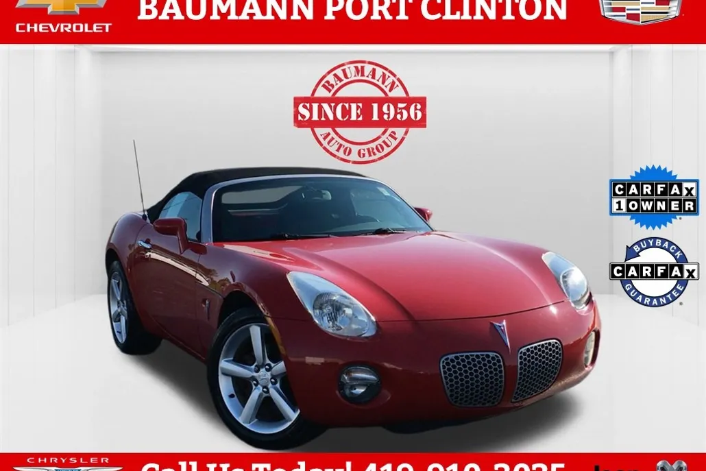2009 Pontiac Solstice Base photo 1