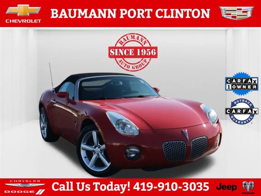 2009 Pontiac Solstice Base photo 1