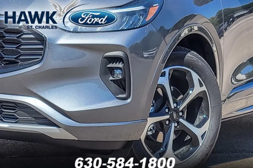 2024 Ford Escape ST-Line Select photo 1