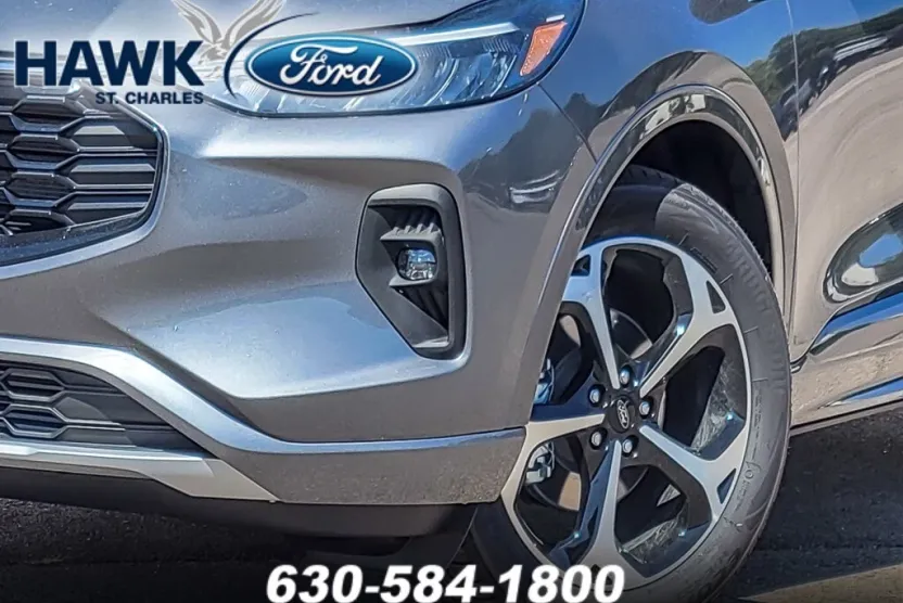 2024 Ford Escape ST-Line Select photo 1