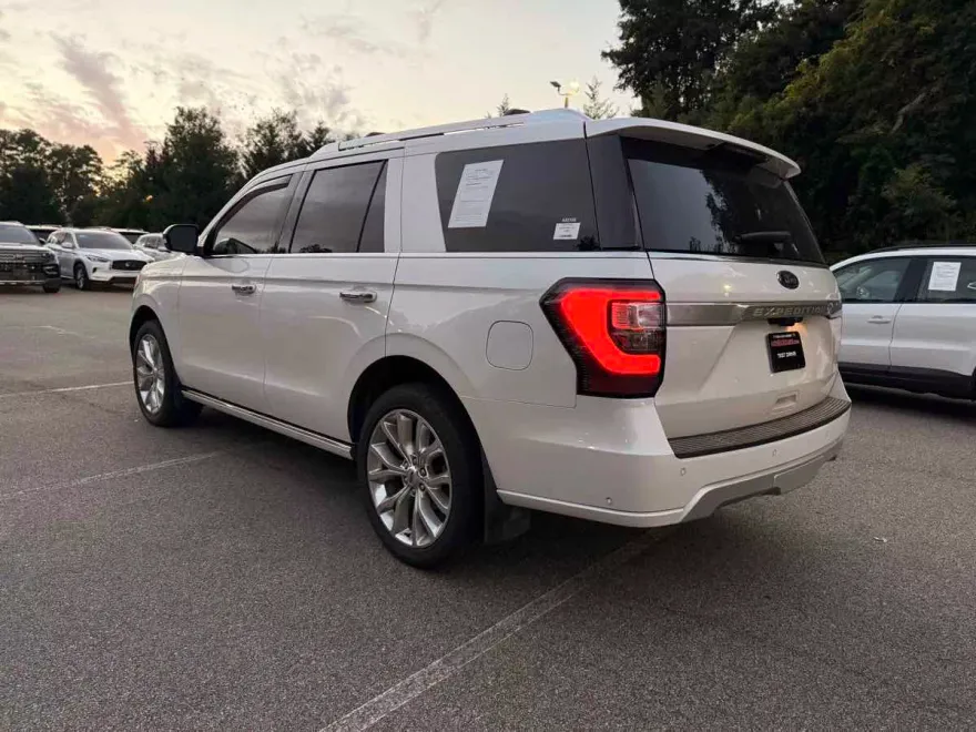 2019 Ford Expedition Platinum photo 1