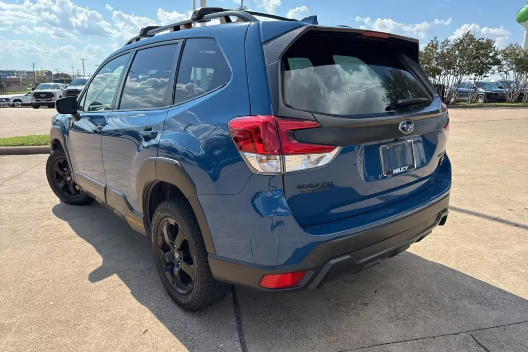 2023 Subaru Forester Wilderness photo 1