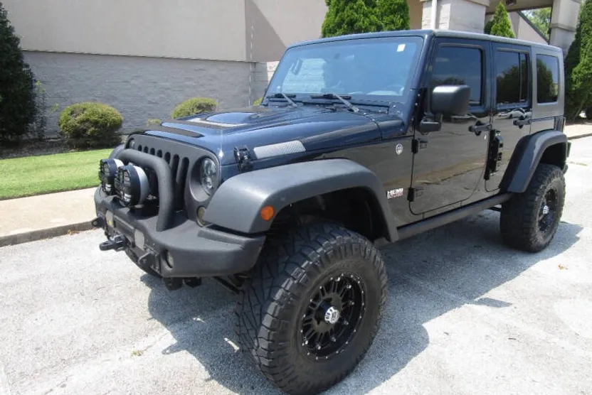 2008 Jeep Wrangler Unlimited Sahara photo 1