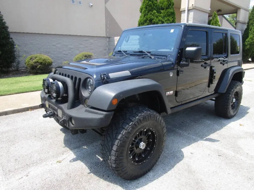 2008 Jeep Wrangler Unlimited Sahara photo 1