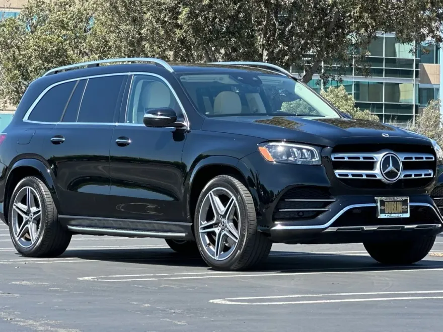 2023 Mercedes Benz GLS 450 4MATIC photo 1