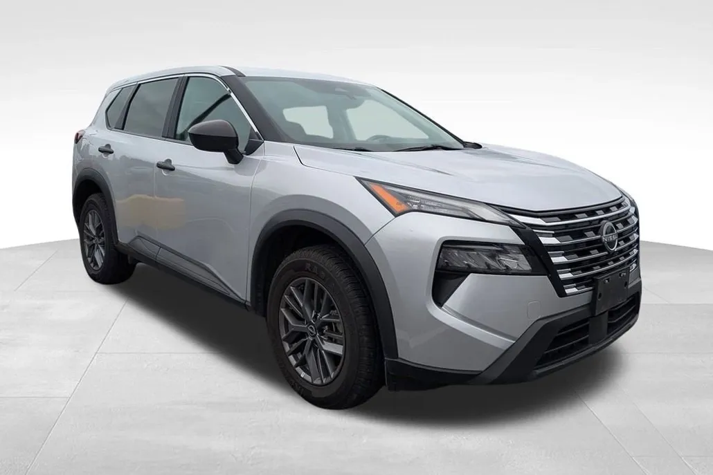 2024 Nissan Rogue S photo 1