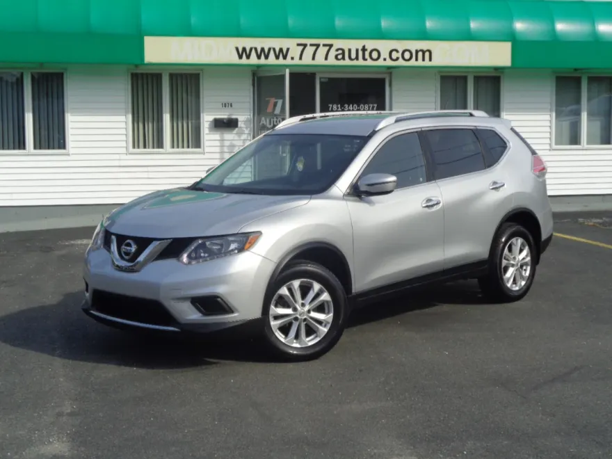 2016 Nissan Rogue AWD SV photo 1