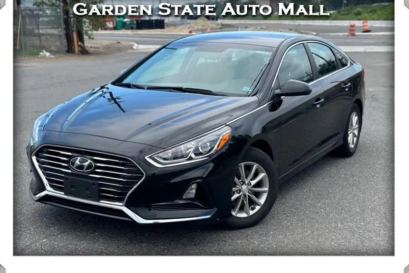 2019 Hyundai Sonata SE photo 1