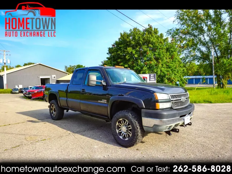 2005 Chevrolet Silverado 2500HD LT photo 1
