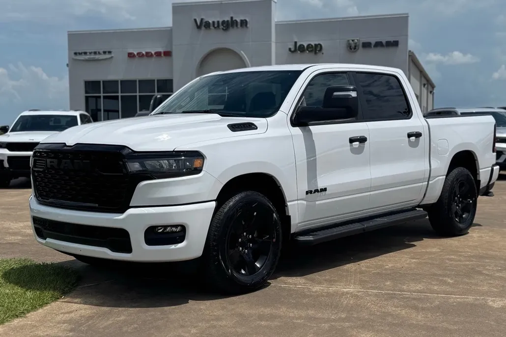 2025 Ram 1500 Tradesman photo 1