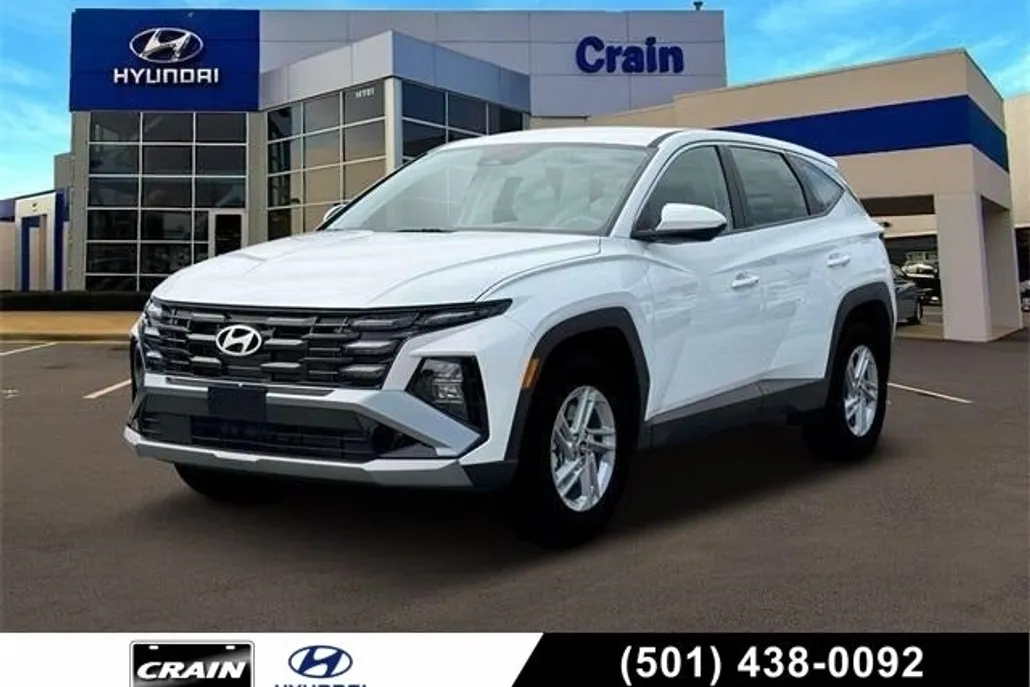 2025 Hyundai Tucson SE photo 1