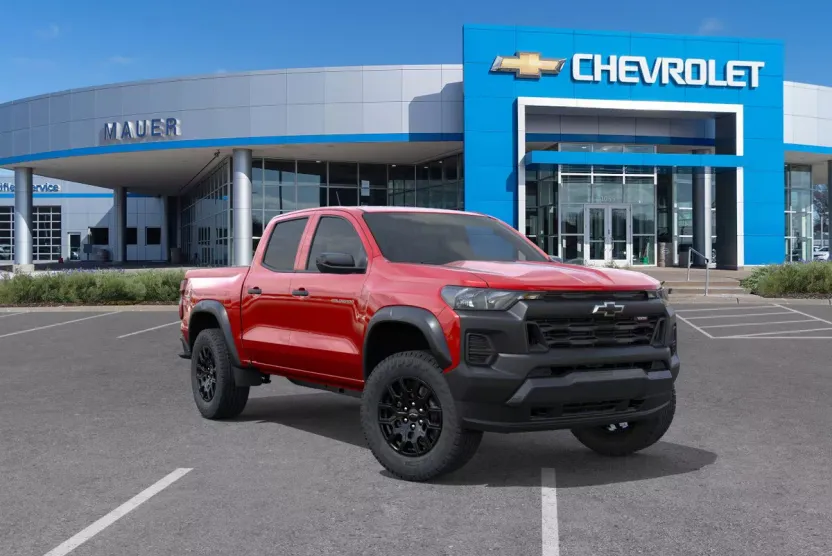 2026 Chevrolet Colorado Trail Boss photo 1