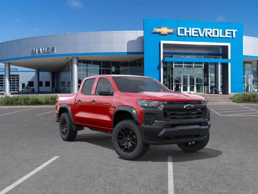 2026 Chevrolet Colorado Trail Boss photo 1