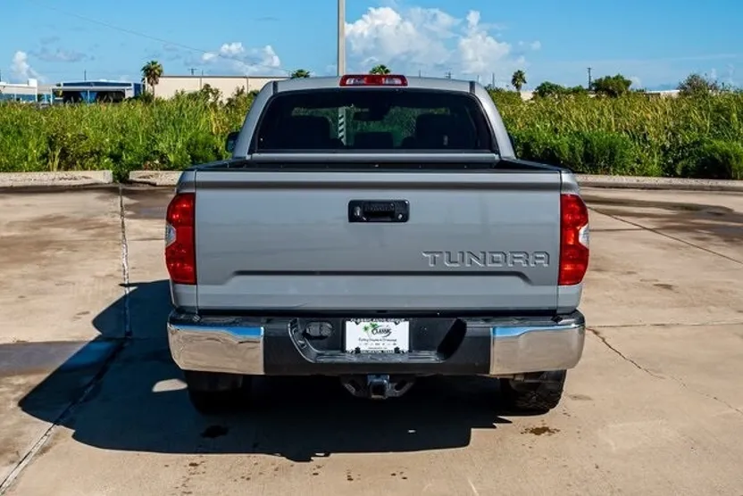 2019 Toyota Tundra SR5 Grade photo 1