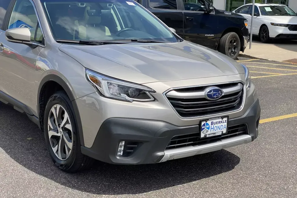 2020 Subaru Outback Limited XT photo 1