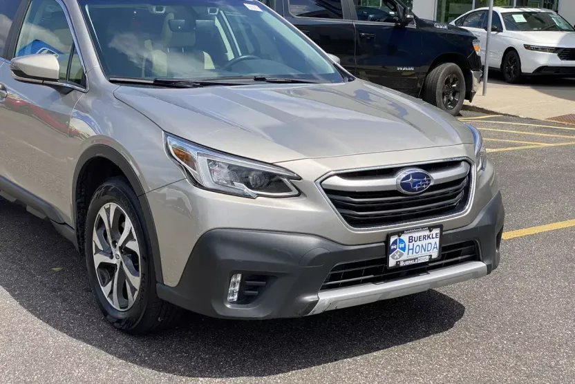 2020 Subaru Outback Limited XT photo 1