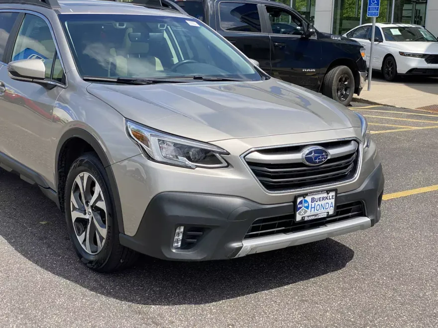 2020 Subaru Outback Limited XT photo 1
