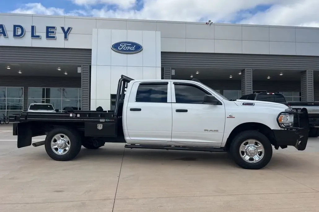 2022 Ram 2500 Tradesman photo 1