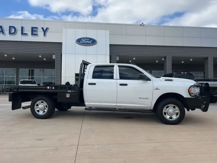 2022 Ram 2500 Tradesman photo 1