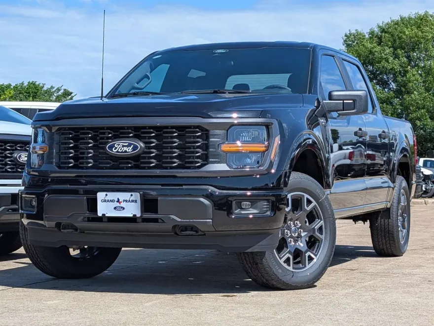2025 Ford F-150 STX photo 1