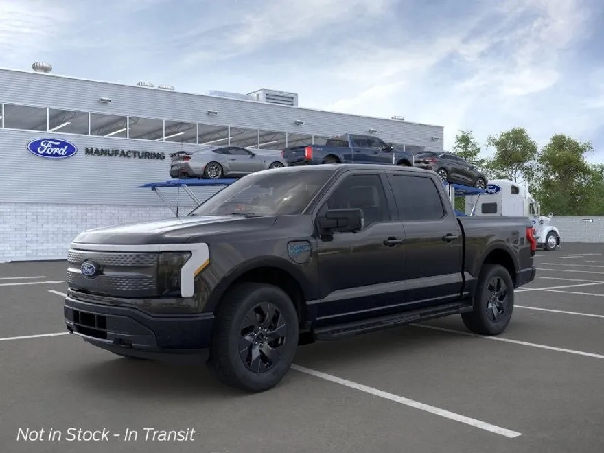 2025 Ford F-150 Lightning photo 1