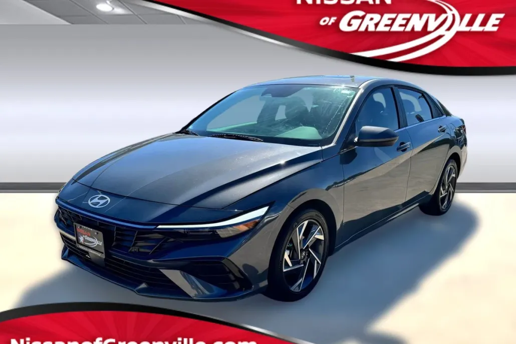 2025 Hyundai Elantra SEL Convenience photo 1