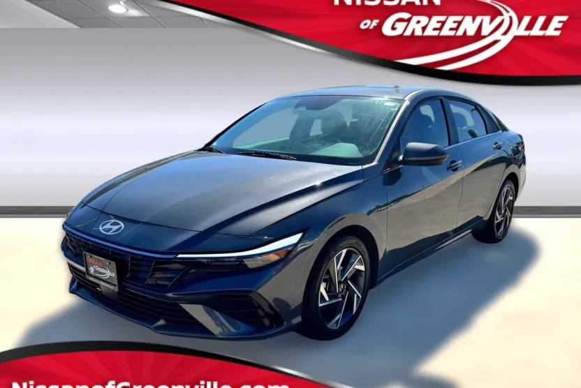 2025 Hyundai Elantra SEL Convenience photo 1
