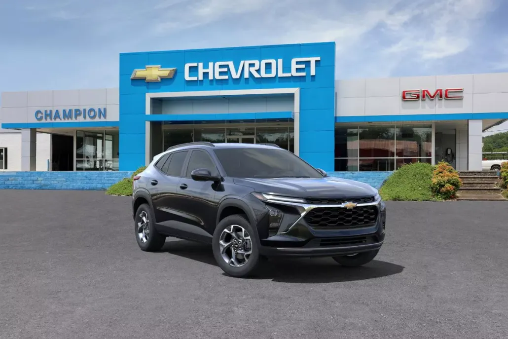 2025 Chevrolet Trax LT photo 1
