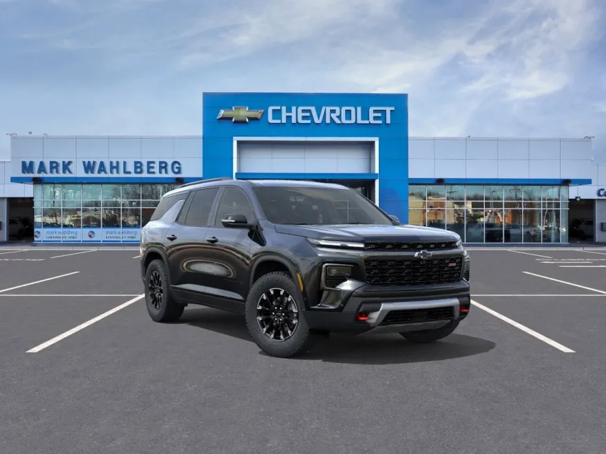 2025 Chevrolet Traverse Z71 photo 1