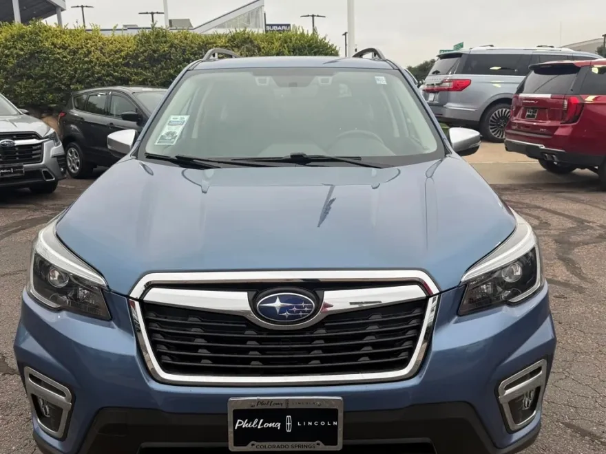 2021 Subaru Forester Touring photo 1