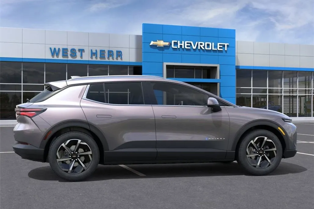 2026 Chevrolet Equinox EV 1LT photo 1