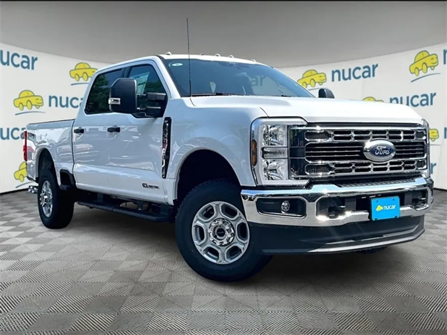 2025 Ford F-350 photo 1