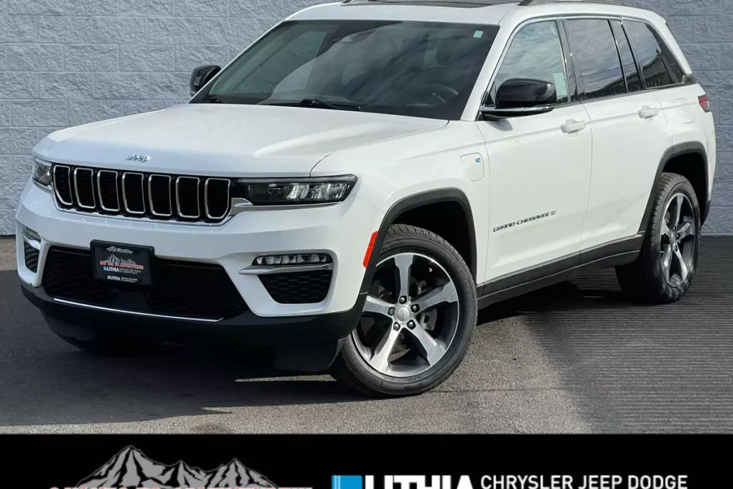 2022 Jeep Cherokee Limited 4xe photo 1