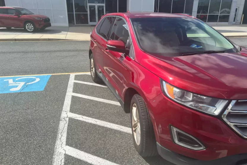 2018 Ford Edge SEL photo 1