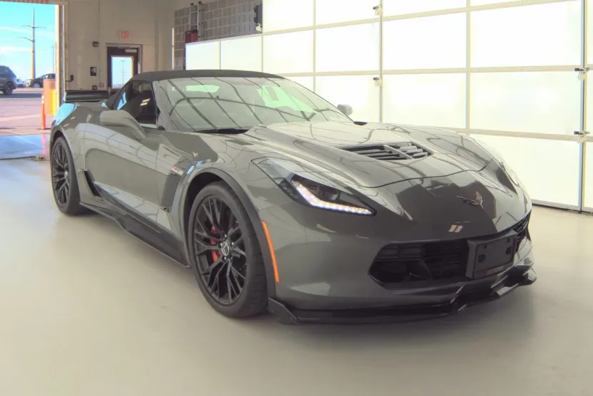 2015 Chevrolet Corvette Z06 Convertible 2LZ photo 1