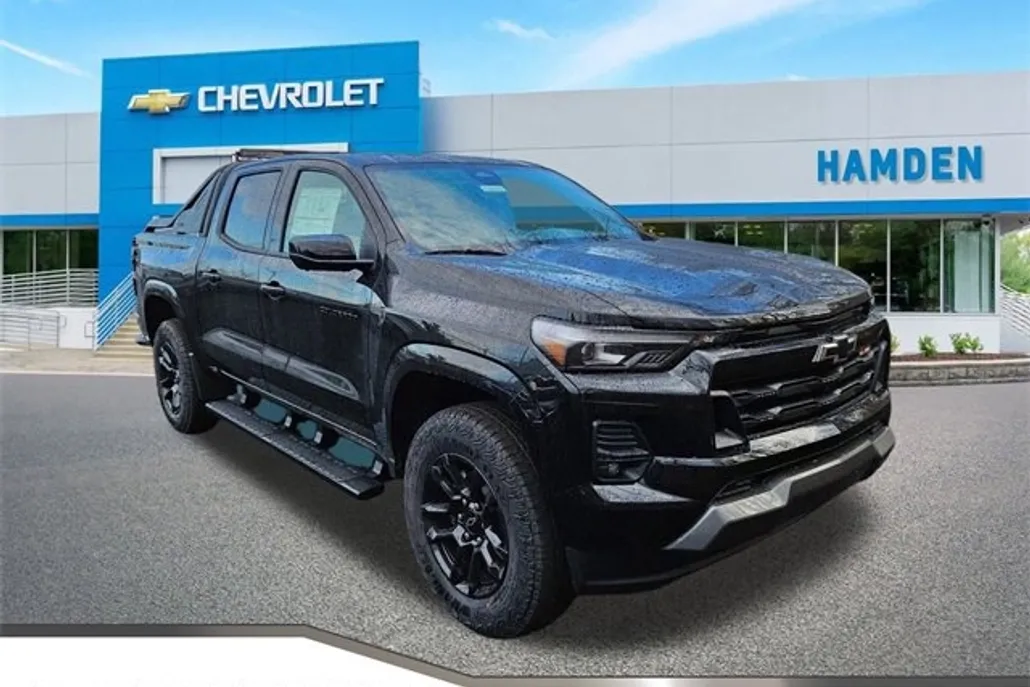 2025 Chevrolet Colorado Z71 photo 1