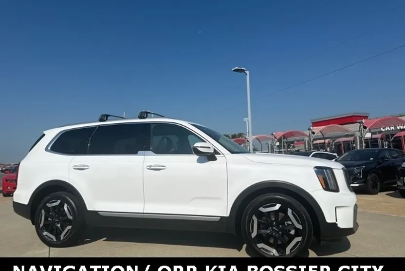 2023 Kia Telluride S photo 1