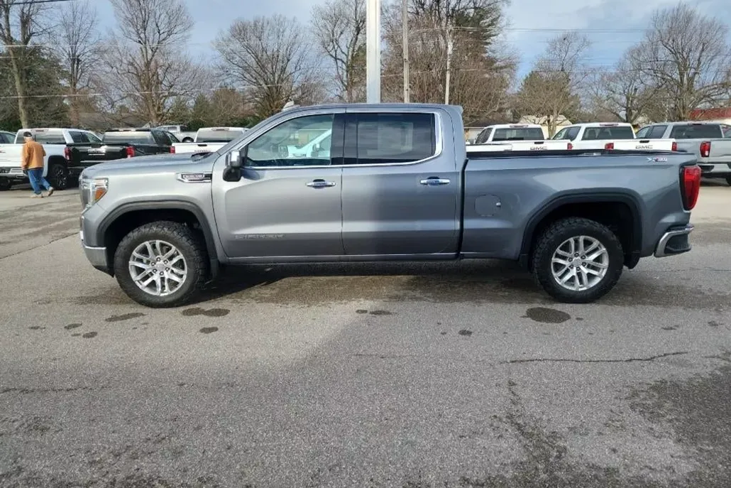 2021 Gmc Sierra 1500 SLT photo 1