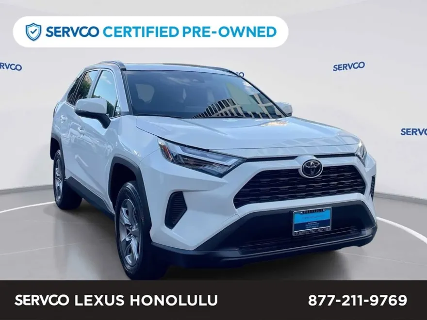 2025 Toyota RAV4 XLE photo 1