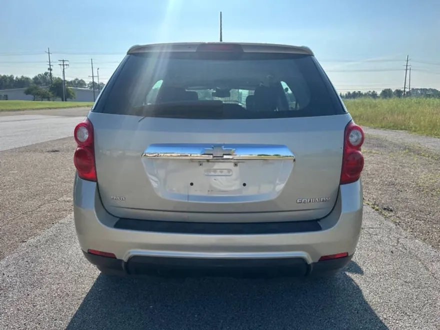 2014 Chevrolet Equinox LS photo 1