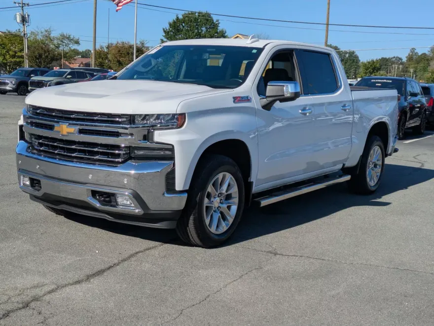 2019 Chevrolet Silverado 1500 LTZ photo 1