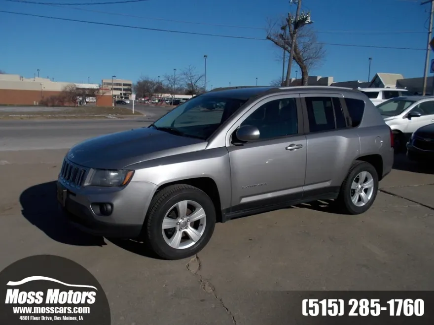 2016 Jeep Compass Latitude photo 1